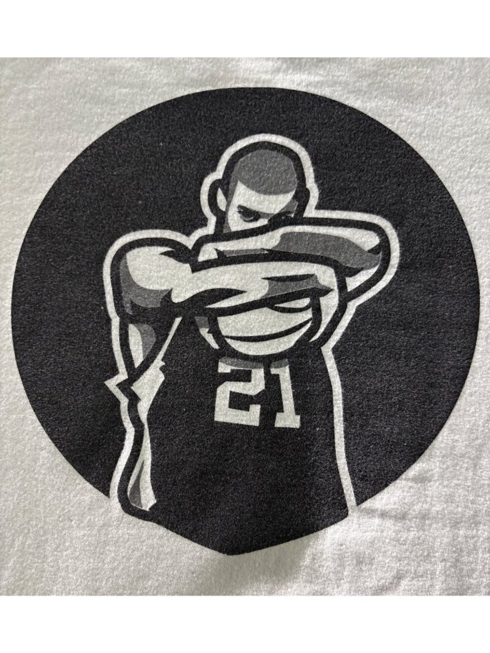 San Antonio Spurs Tim Duncan #21 Legendary Basketball White T-Shirt 2016 Mens XL - Picture 7 of 12